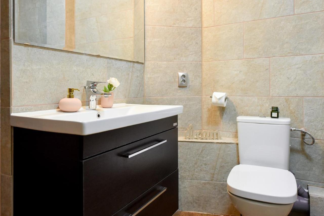 Le Petit & Cosy - Best Location Old Town & Quiet Bukarest Exteriör bild