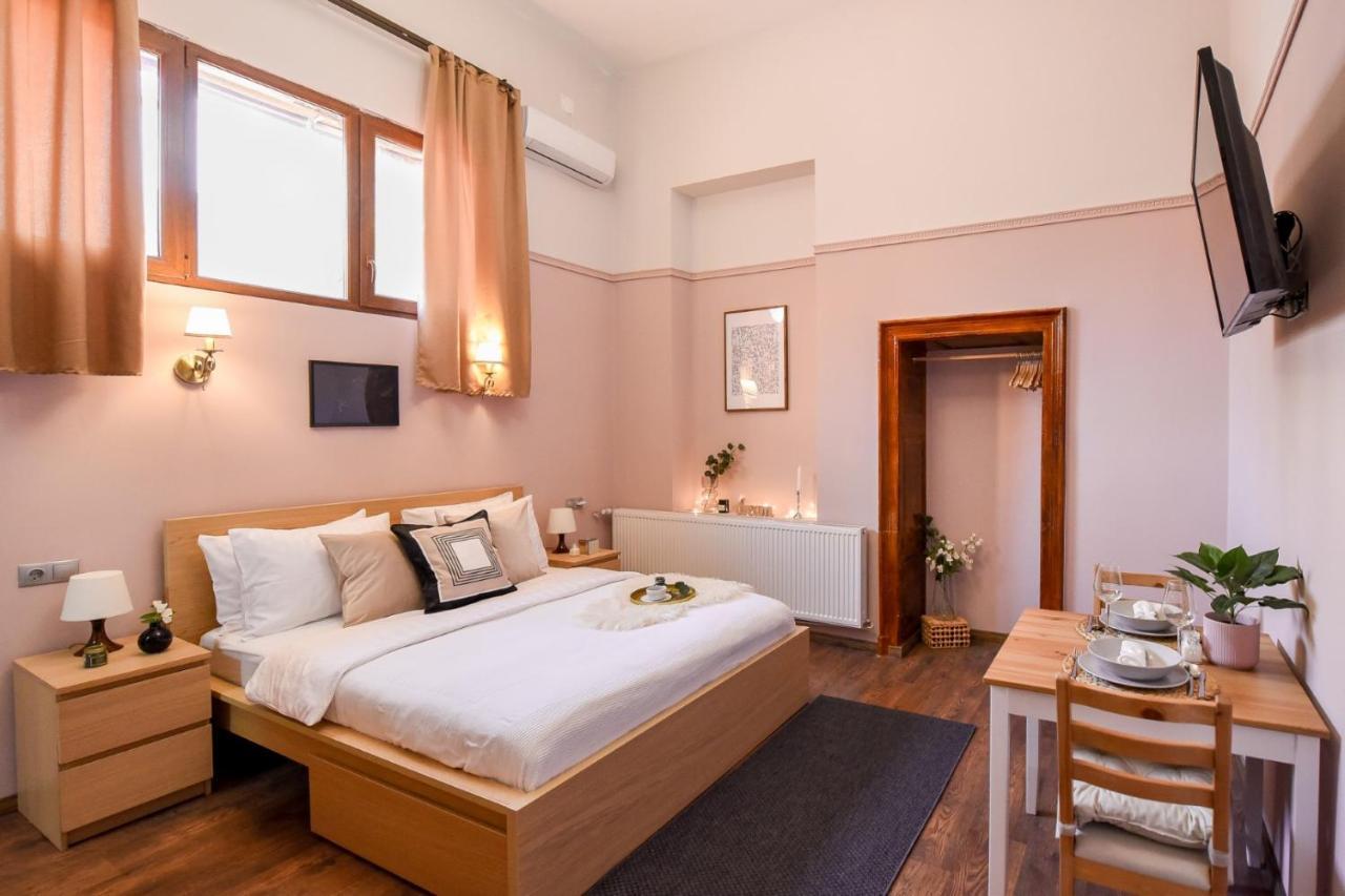 Le Petit & Cosy - Best Location Old Town & Quiet Bukarest Exteriör bild